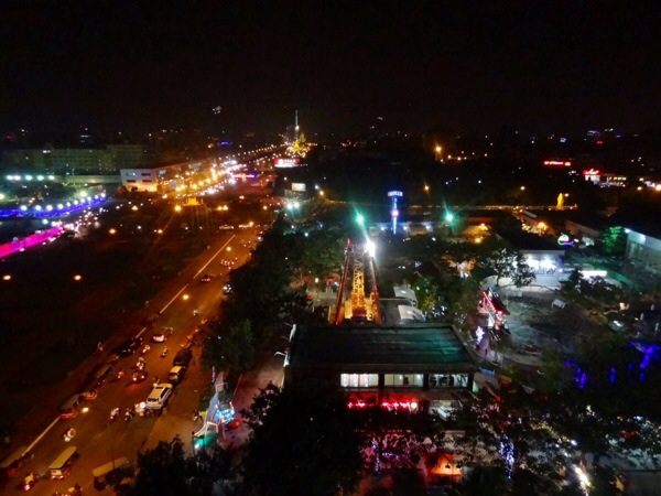 Phnom Penh by night