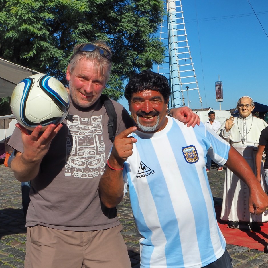Her traff Geir Tore en gammel helt... Selveste Diego Maradona...