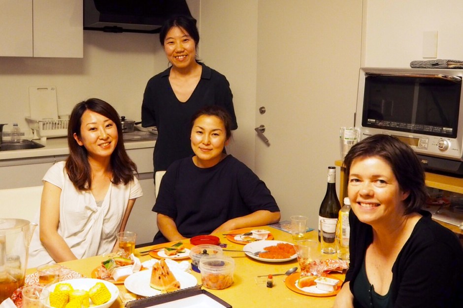 Vertinne Takako i midten