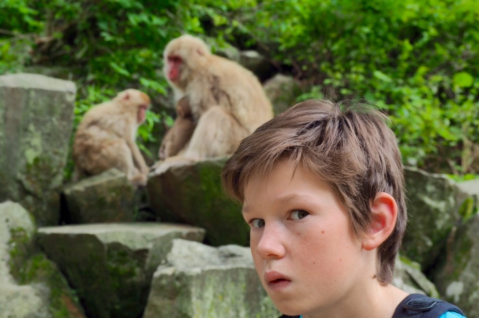 Isak digger apene i Yamanouchi